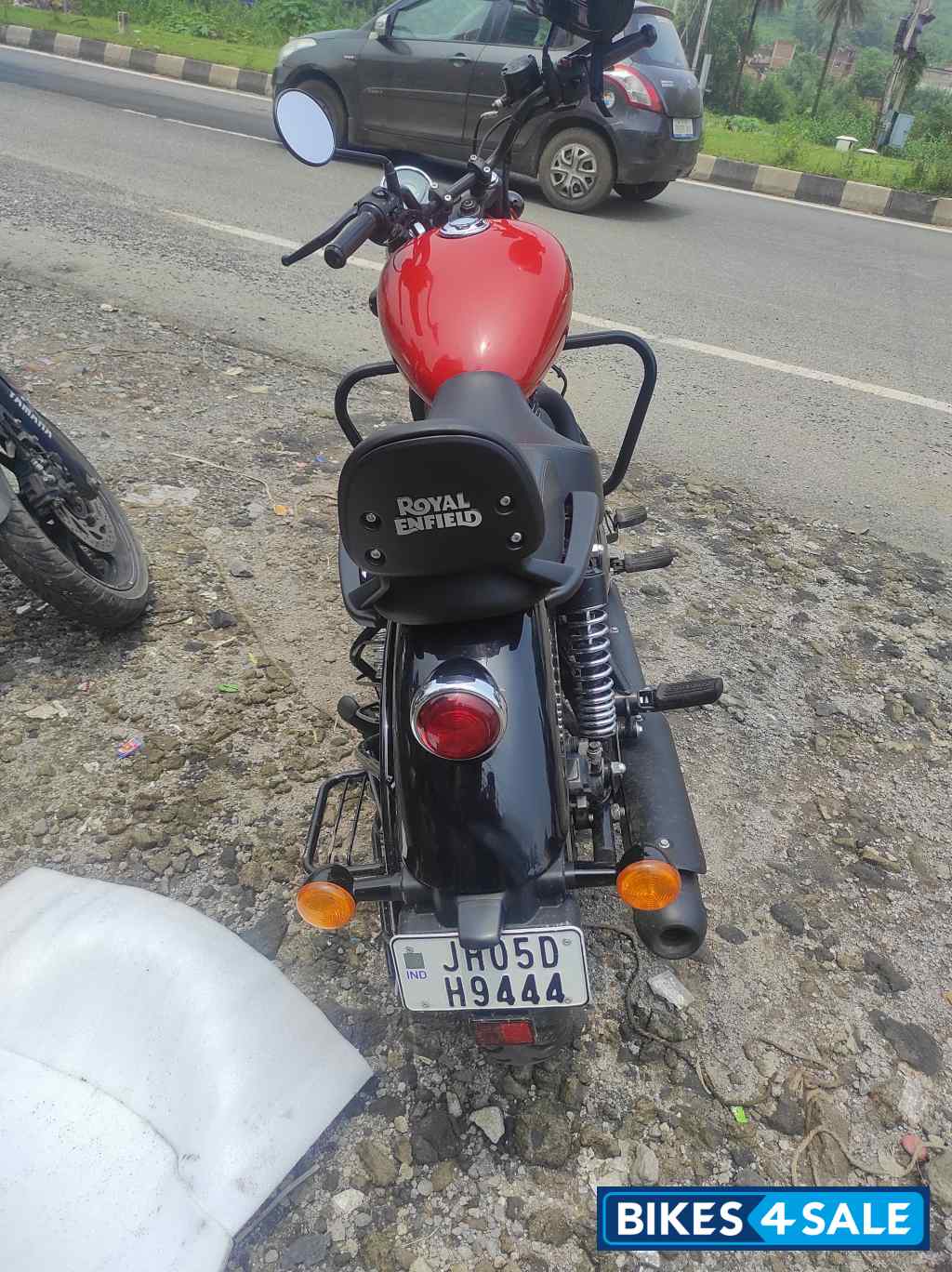 Royal Enfield Meteor 350 Fireball Royal Enfield Meteor 350 Fireball