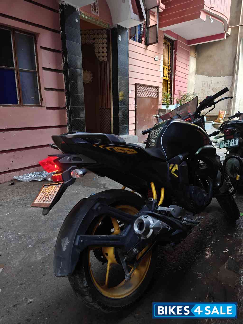 Yamaha FZ-S FI V2 Yamaha FZ-S FI V2