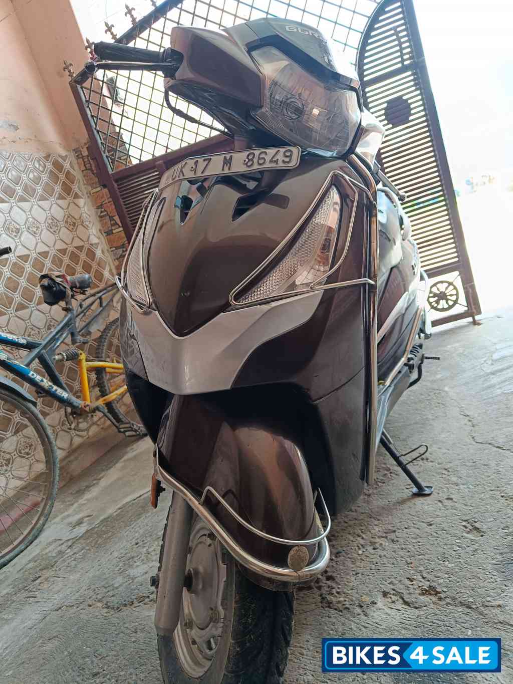 Chestnut Bronze Hero Destini 125 Chestnut Bronze Hero Destini 125