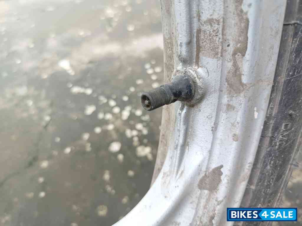 Hero HF Deluxe i3s Hero HF Deluxe i3s