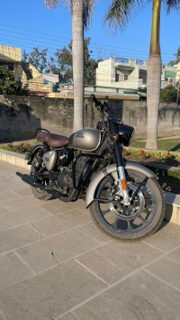 Royal Enfield Classic Gunmetal Grey 2023 Model