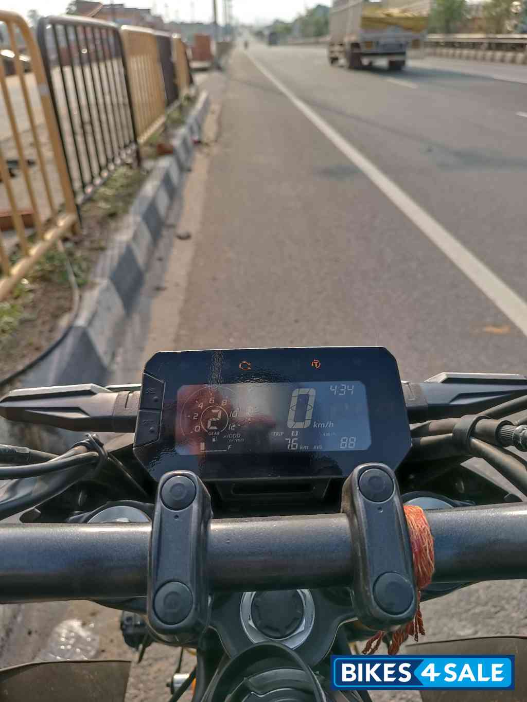 Gray Honda CB300F Deluxe Pro Gray Honda CB300F Deluxe Pro