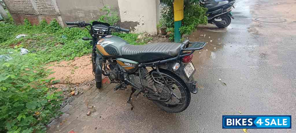 Bajaj CT110X