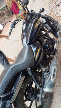 Blue Bajaj Avenger Street 150