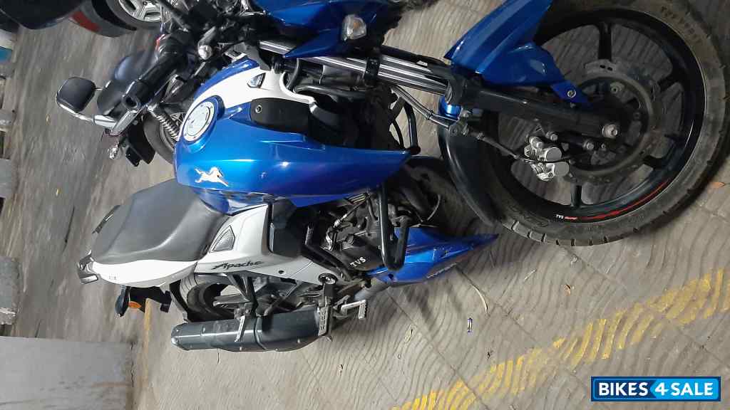Blue TVS Apache RTR 160 4V Blue TVS Apache RTR 160 4V