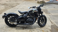 Jawa 42 Bobber Black Mirror 2023 Model