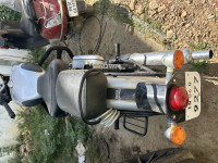 Royal Enfield Classic 500