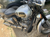Royal Enfield Classic 500