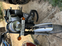 Royal Enfield Classic 500