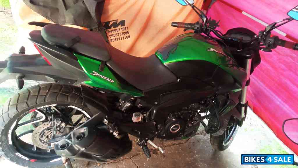 Green Bajaj 2021 Dominar 400