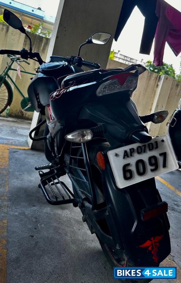 TVS Apache RTR 200 4V TVS Apache RTR 200 4V