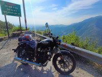 Matte Black Royal Enfield Meteor 350 Stellar