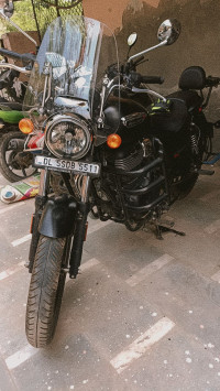 Matte Black Royal Enfield Meteor 350 Stellar