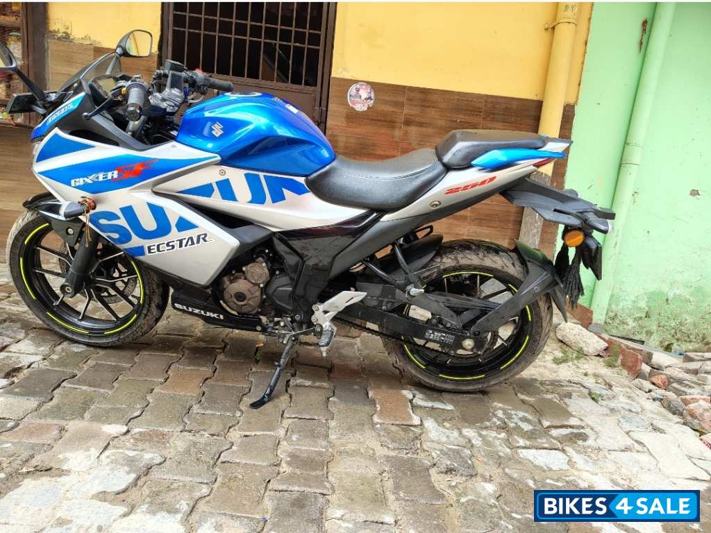 Suzuki Gixxer SF 250 BS6 Suzuki Gixxer SF 250 BS6