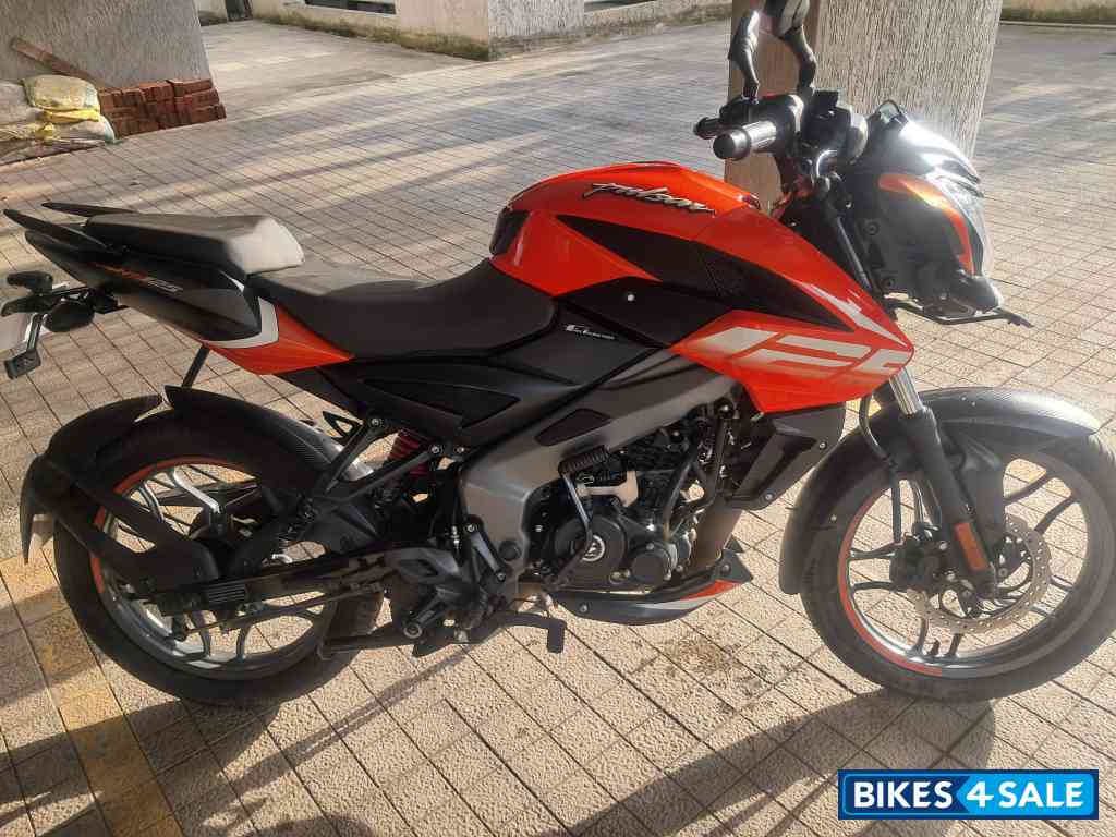 Fiery Orange Bajaj Pulsar NS125 BS6 Fiery Orange Bajaj Pulsar NS125 BS6