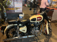 Royal Enfield Bullet Standard 500 2015 Model