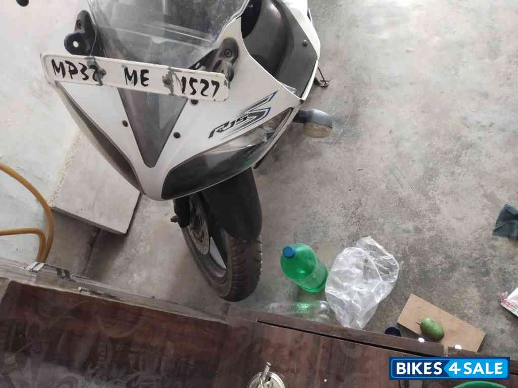 Yamaha YZF R15 Yamaha YZF R15