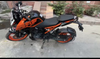 KTM Duke