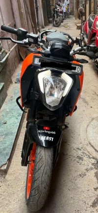 KTM Duke