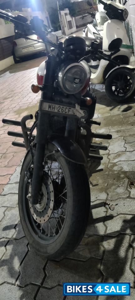 Jawa 42 Bobber Dual Channel ABS Jawa 42 Bobber Dual Channel ABS