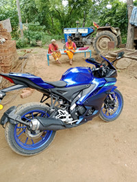 Blue Yamaha R15 V4