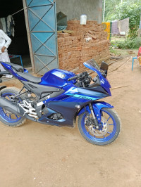 Blue Yamaha R15 V4