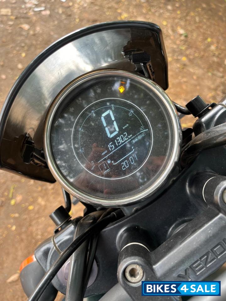 Yezdi Roadster Dark Yezdi Roadster Dark