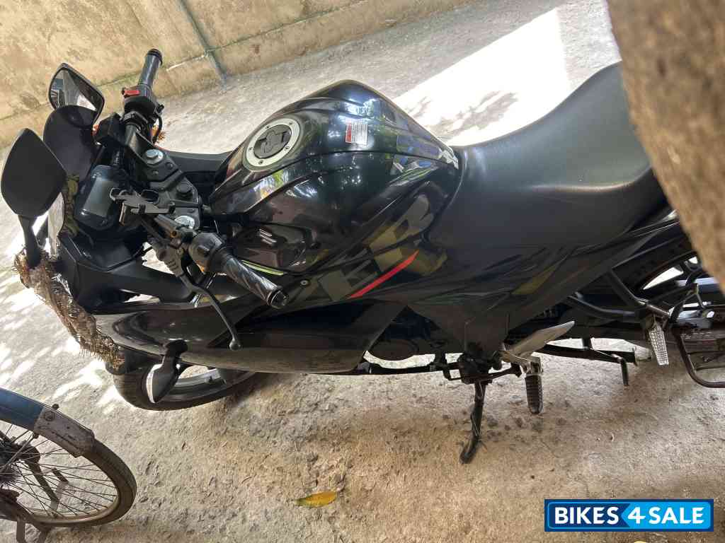 Suzuki Gixxer SF BS6 Suzuki Gixxer SF BS6