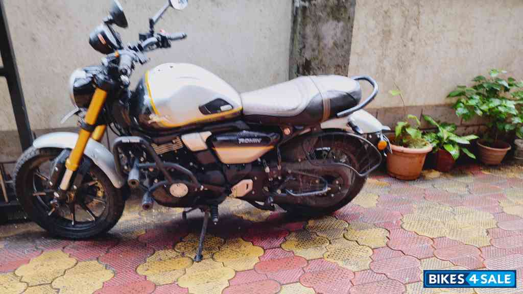 TVS Ronin TD TVS Ronin TD