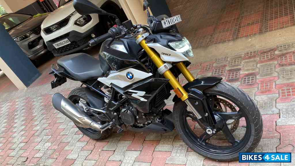 Cosmic Black BMW G 310 R Cosmic Black BMW G 310 R