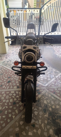 Bajaj Avenger Street 220 2016 Model