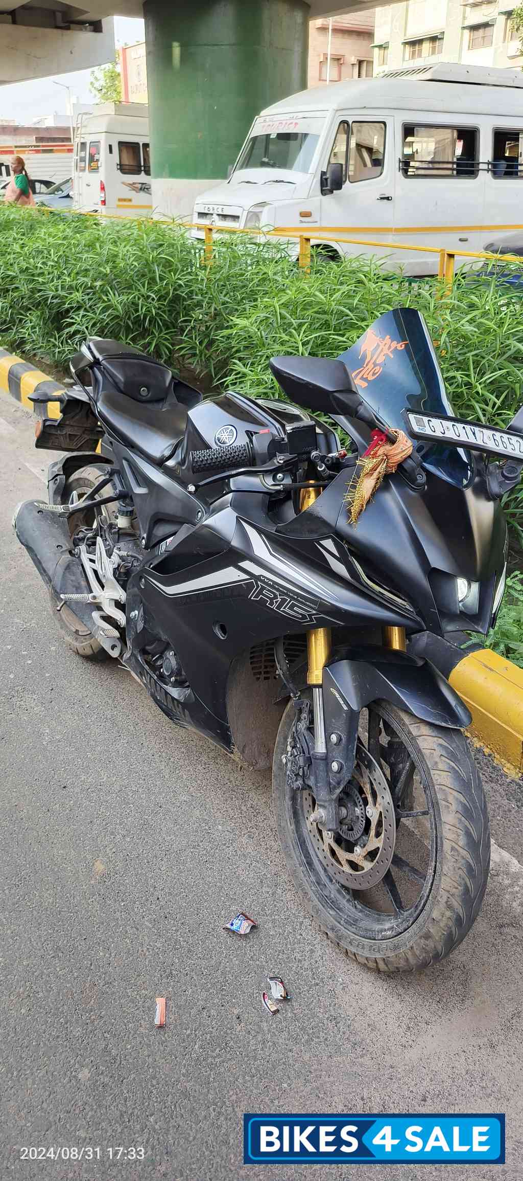 Yamaha R15 V4