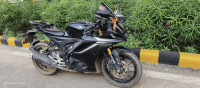 Yamaha R15 V4