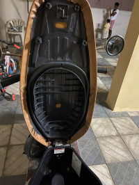 Silver Suzuki Access 125 CBS