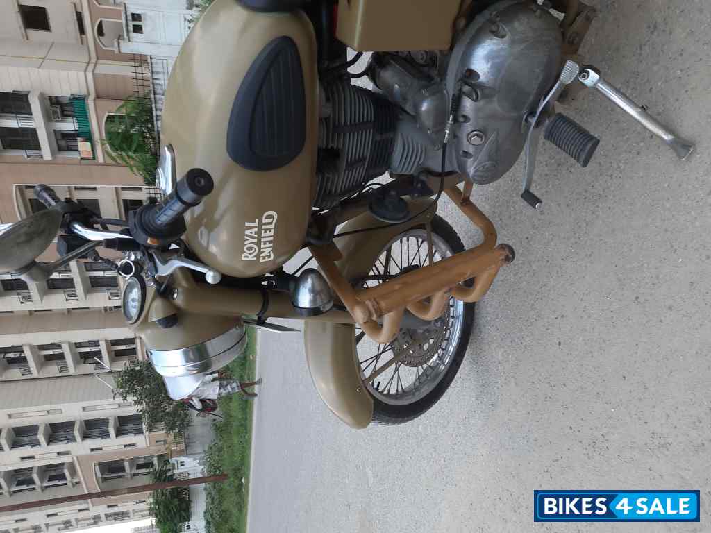 Royal Enfield Classic Desert Storm
