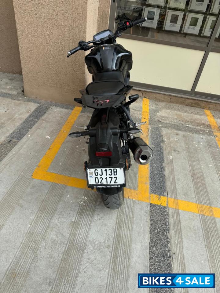 Black Yamaha MT-15 Ver 2.0 Black Yamaha MT-15 Ver 2.0