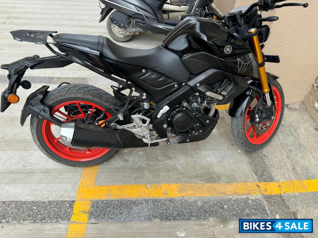 Black Yamaha MT-15 Ver 2.0 Black Yamaha MT-15 Ver 2.0