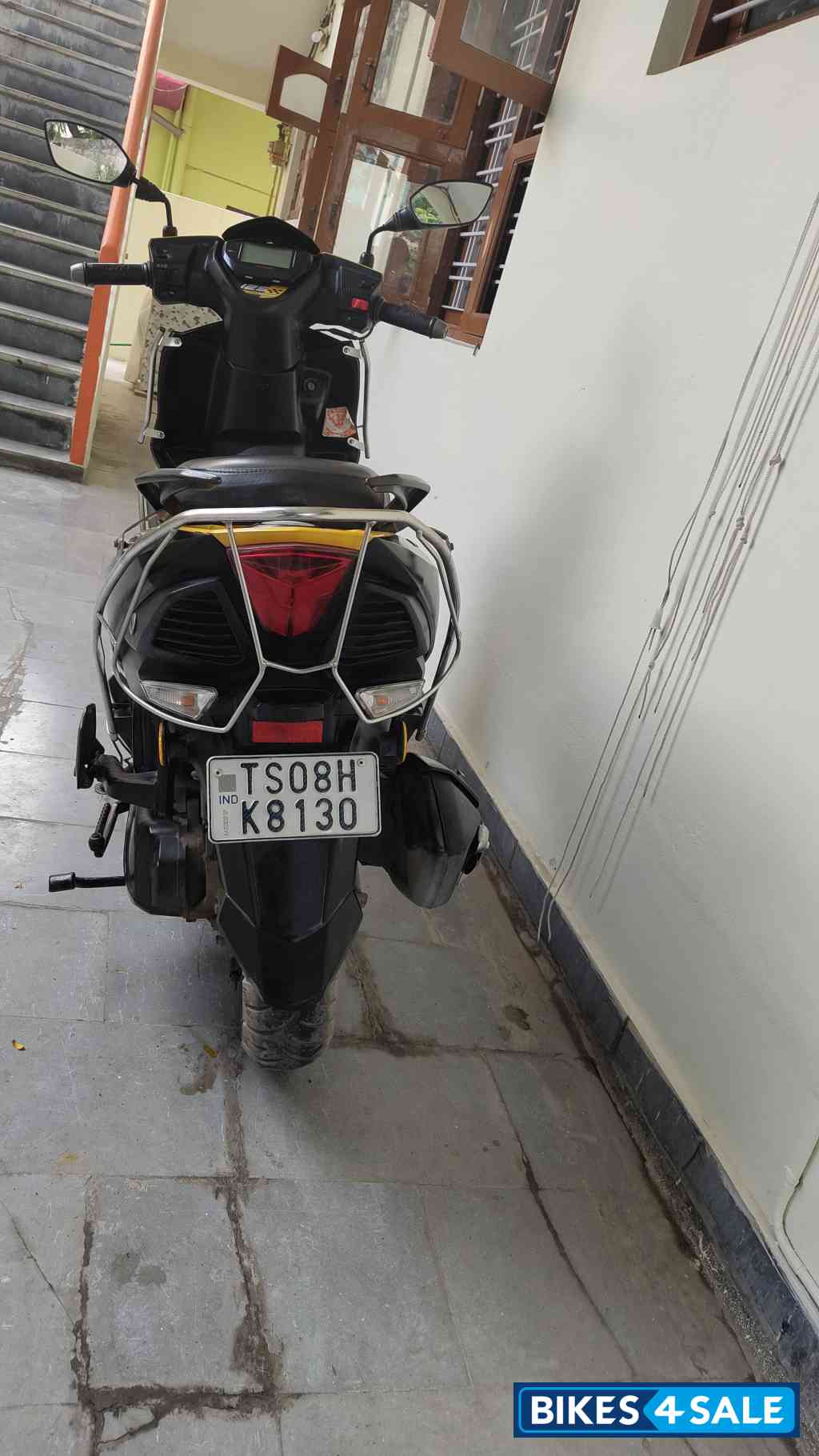 Yellow+black TVS NTORQ 125 Race Edition BS6 Yellow+black TVS NTORQ 125 Race Edition BS6