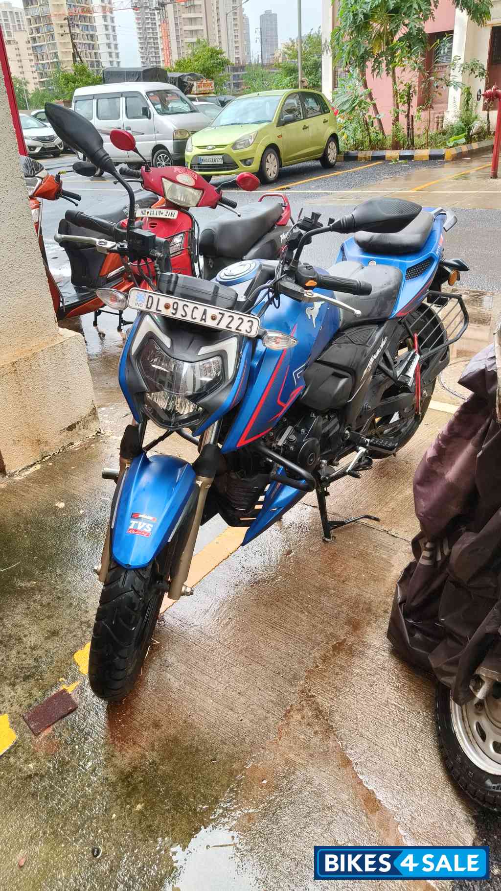 Matt Blue TVS Apache RTR 200 4V ABS Matt Blue TVS Apache RTR 200 4V ABS