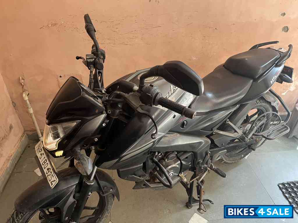 Bajaj Pulsar NS 160