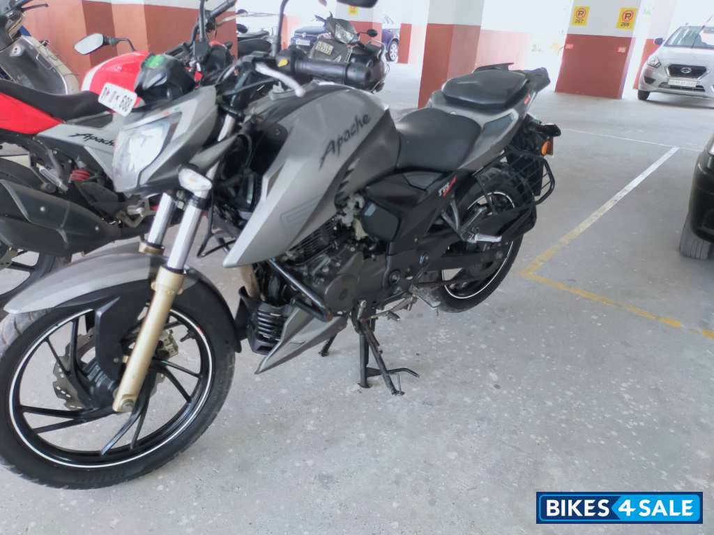 Gray TVS Apache RTR 200 4V