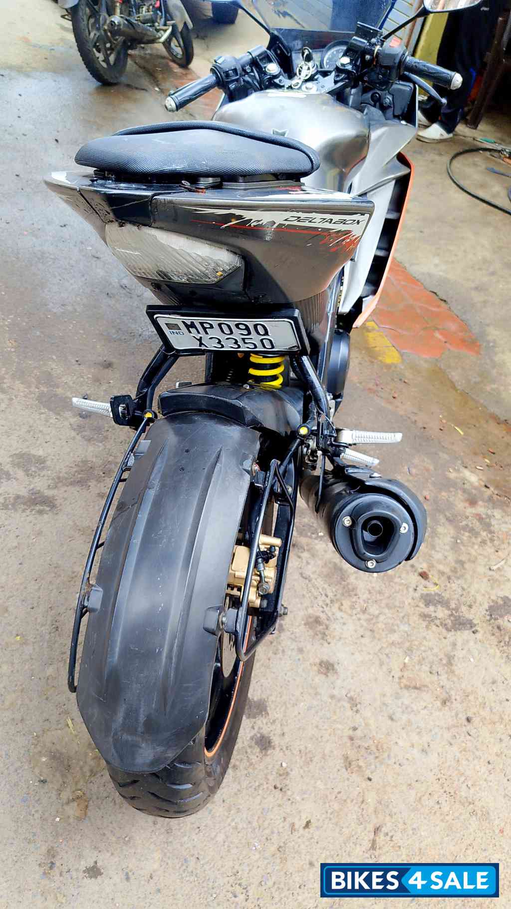 Red Grey Yamaha YZF R15 V2 Red Grey Yamaha YZF R15 V2