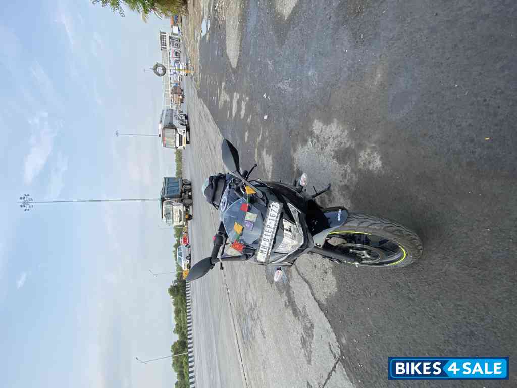 Suzuki Gixxer SF BS6 Suzuki Gixxer SF BS6