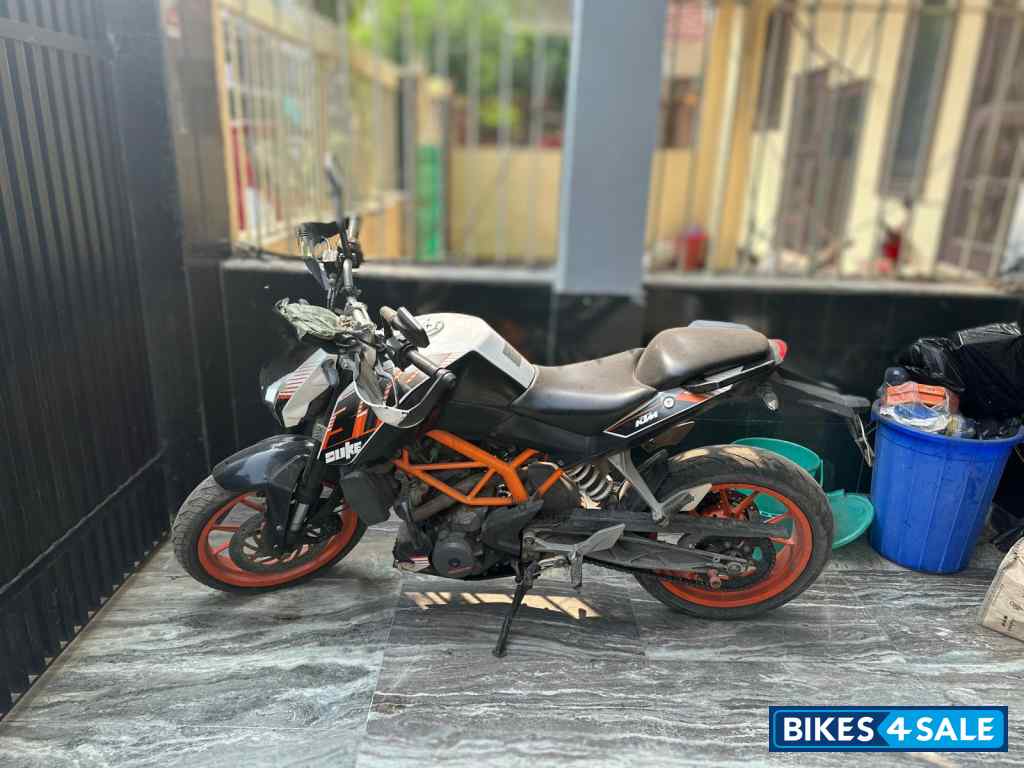 KTM Duke 390