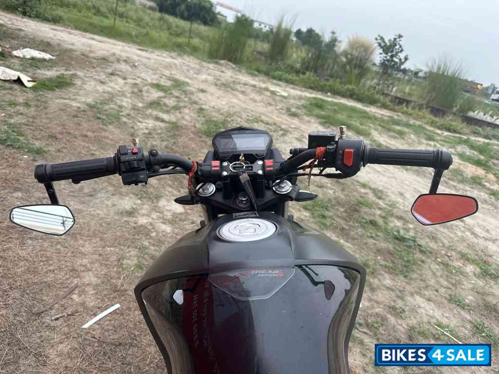 Hero Xtreme 160R Stealth Edition Hero Xtreme 160R Stealth Edition