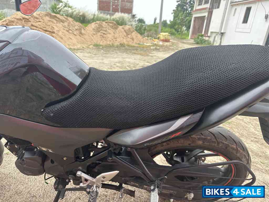 Hero Xtreme 160R Stealth Edition Hero Xtreme 160R Stealth Edition