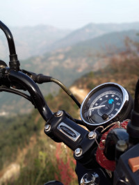 Bajaj Avenger Street 220