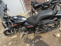 Bajaj Avenger Street 220
