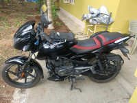 Bajaj Pulsar 125 Split Seat