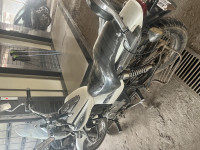 Bajaj Avenger Cruise 220